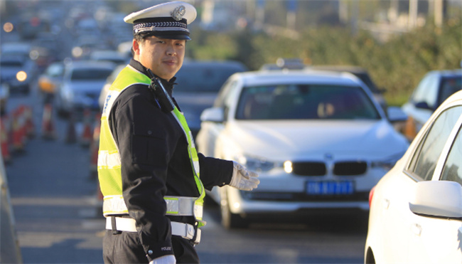 为什么要限号限行 为什么限号要三个月轮换一次