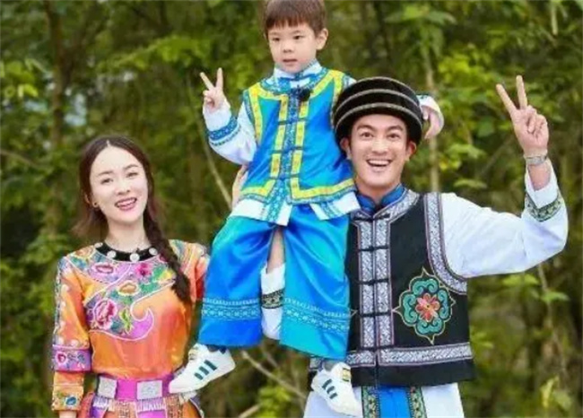应对孩子公共场合发脾气 聪明父母都会做这几件事