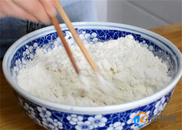婆婆祖传三代炸油饼配方,放半个月都不硬,比早餐店好吃多了