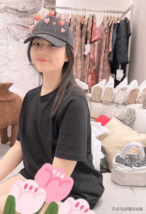 李湘宣布退休后账号成网友打卡点 这就是人生的差距吗?