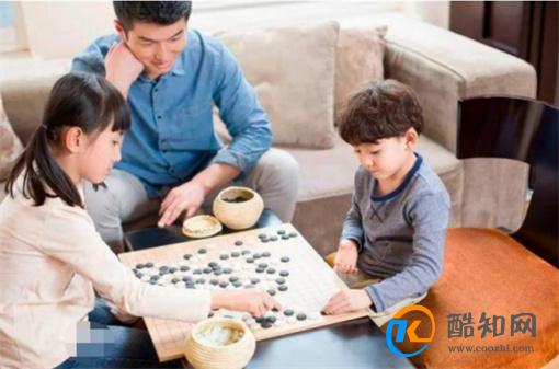 马上开学了 为了不和孩子吵架 一位爸爸立下了4条家规