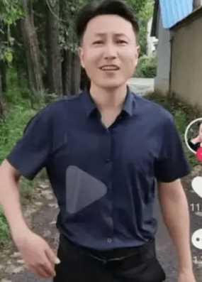 一个真秀才倒下去,十个假靳东站起来 他的走红说明了什么?