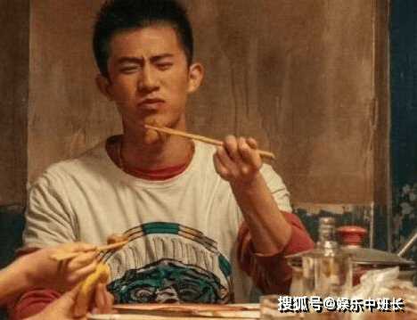 《父辈的荣耀》兆喜的眼睛治好了吗?《父辈的荣耀》凤菊的扮演者介绍
