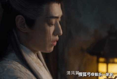 《云之羽》金繁是不是红玉侍卫?《云之羽》月公子和兰夫人是什么关系?