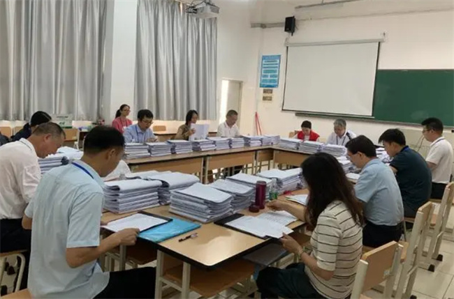 教师总结教育行业3个怪现象 明明弊端很大 反而习以为常