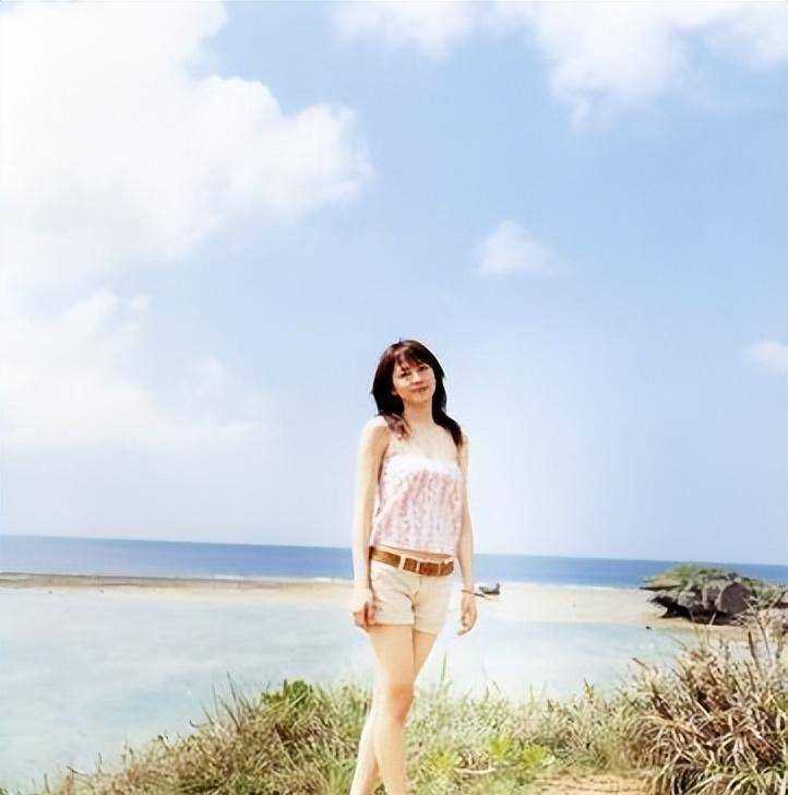 日本艺人长泽雅美作为国外很出名的美女,30岁以后为何颜值迅速滑落?