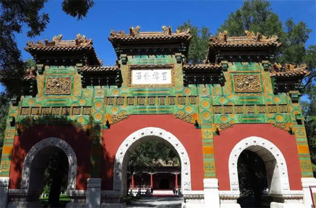 为了功名走后门 没想到刚上任刺史 就驾鹤西归了