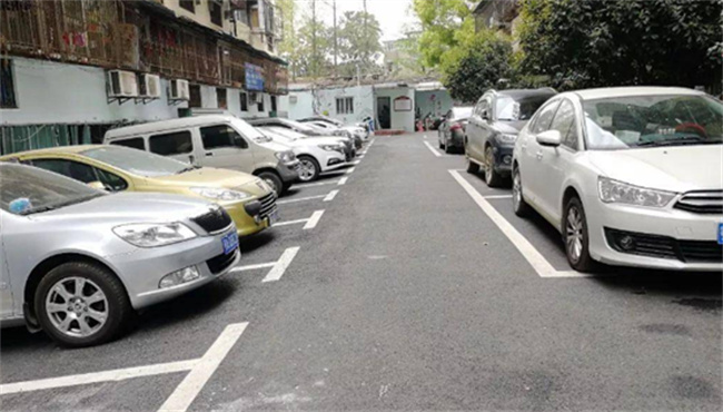 业主没交停车费能开车进出小区吗 业主没交停车费能停车吗