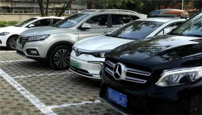 业主没交停车费能开车进出小区吗 业主没交停车费能停车吗