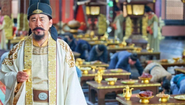 赵匡胤为什么要杯酒释兵权 谁夺去宋朝江山