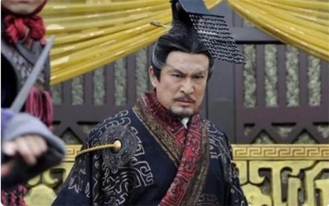 嬴政为何要把寡人改成朕 学者:把朕字拆开 就明白了