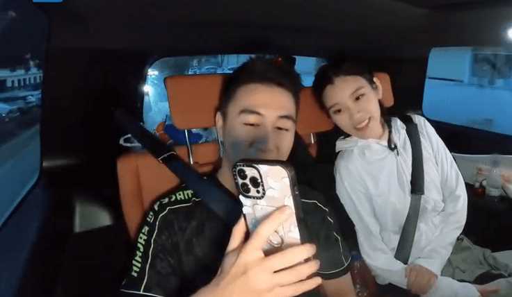 “奶爸”何猷君上线!听女儿叫爸爸秒变夹子音 遭奚梦瑶吐槽