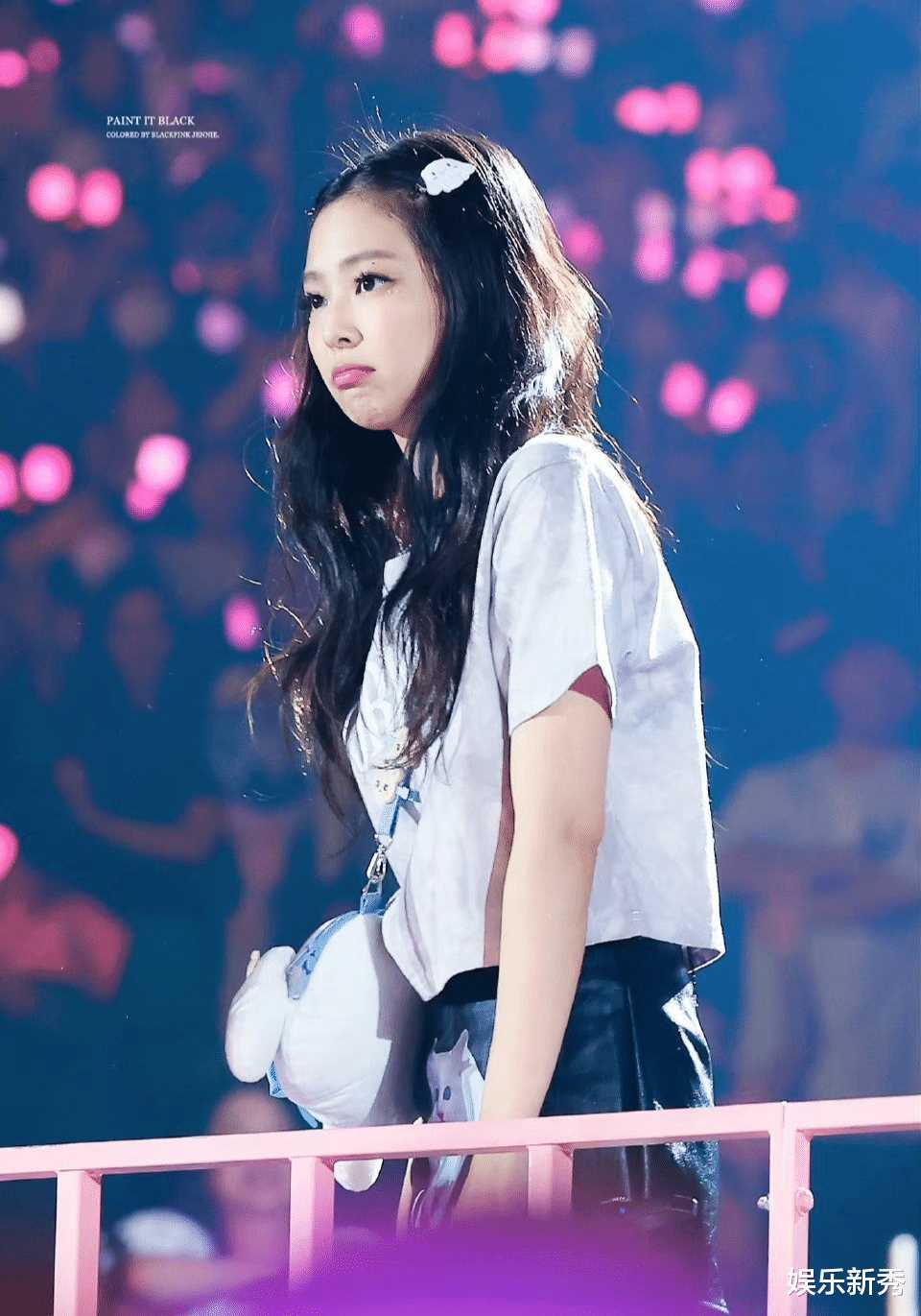 Jennie演唱会哭了 BLACKPINK最后一次韩国巡演