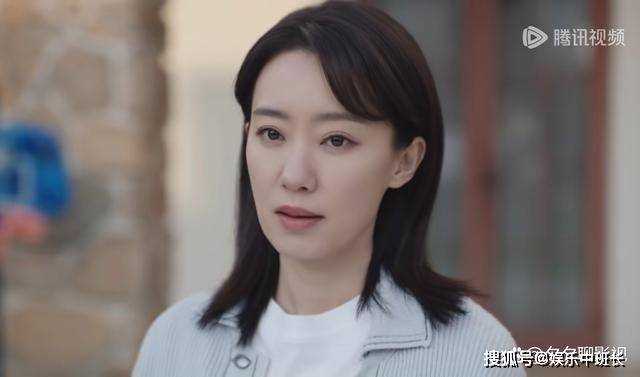 《好事成双》缘起一把伞，情断伞丢弃 江喜的清醒从狠心扔伞时就开始了