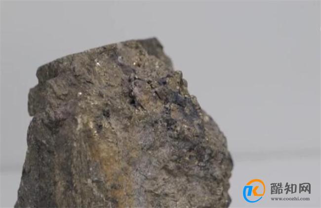 又一新矿物被中国科学家发现 以产地命名有着重要用途_酷知科普