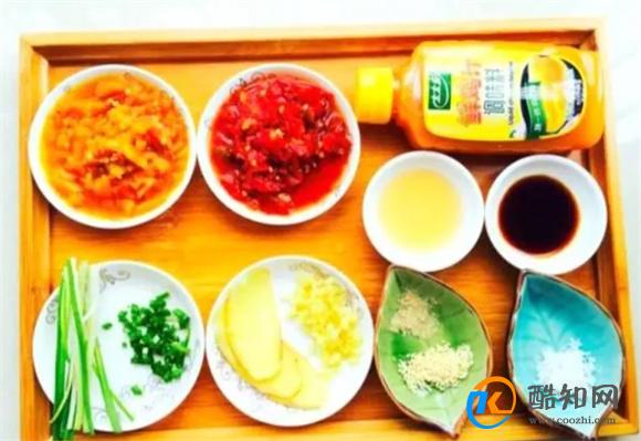 做剁椒鱼头记住两点,鱼肉嫩滑没有土腥味,鲜辣爽口简单易上手