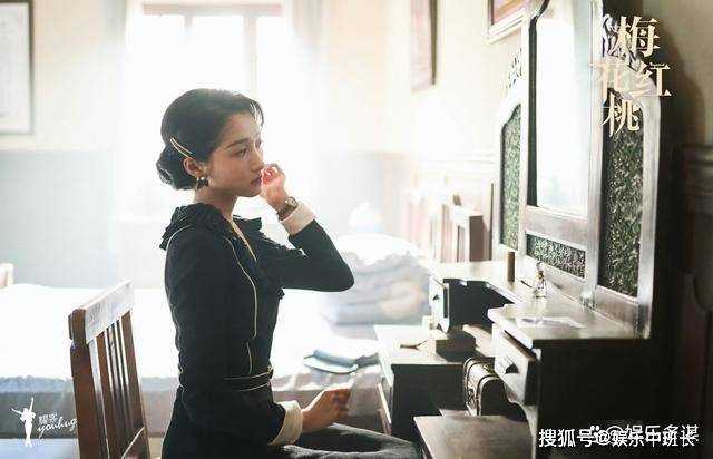 《梅花红桃》左双桃掩护陈家平重伤,意外牵出了最大内鬼 陈家平出手