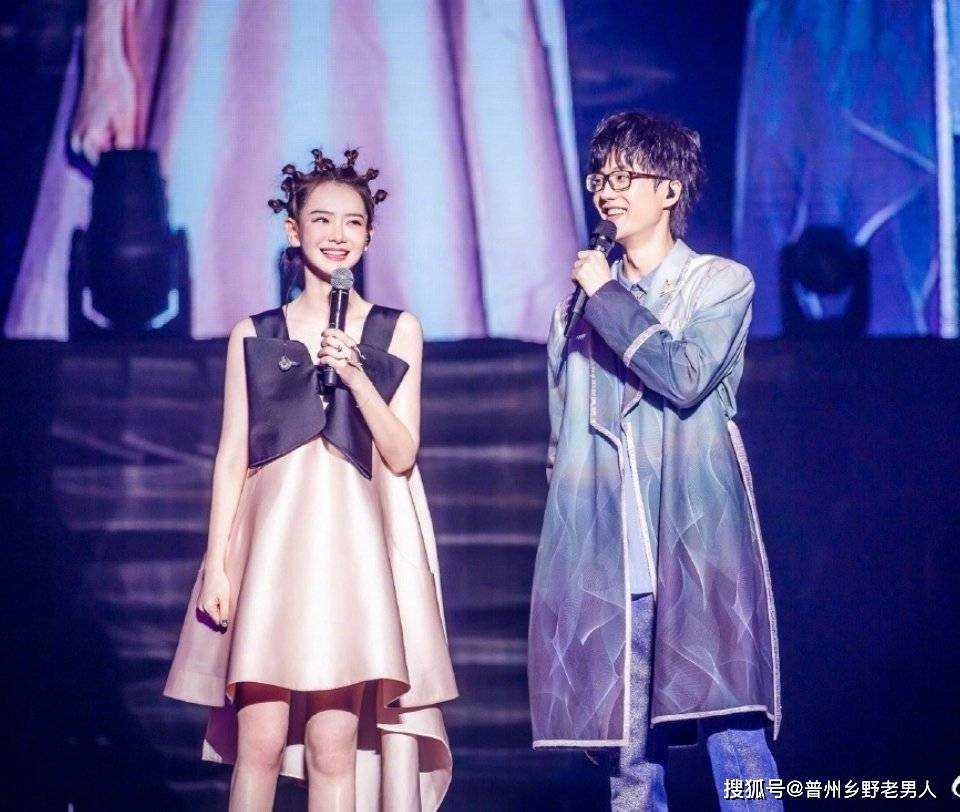 戚薇许嵩歌圈何炅谢娜