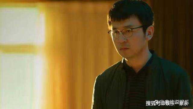 《坚如磐石》揭露家庭的真相 曾经相信的“血浓于水”是否成立