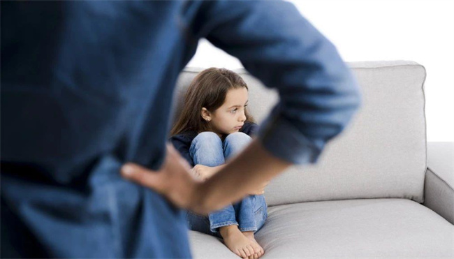 孩子犯错该不该打 孩子犯错打孩子算家暴吗