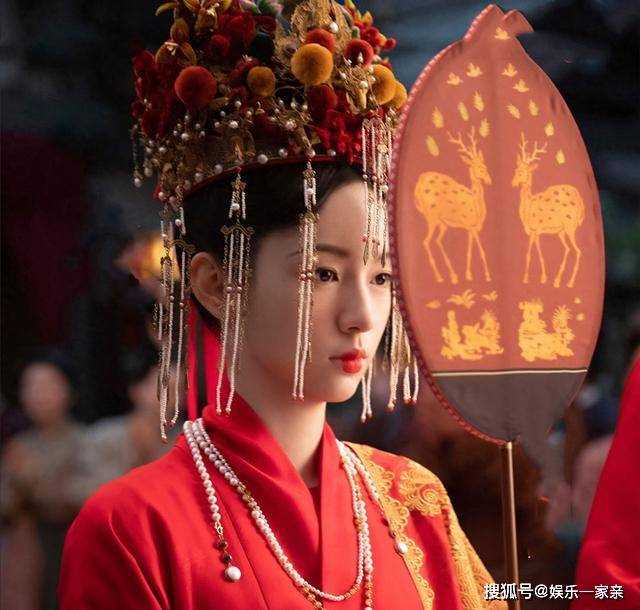 《为有暗香来》华浅重生记忆却清晰 发现前世被伍朔漠利用