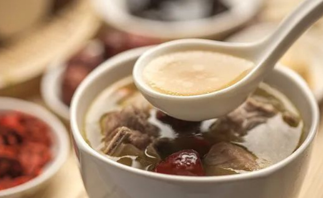 喝骨头汤能预防骨质疏松吗