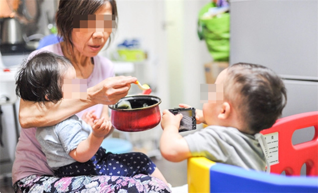 为何孩子越来越难带 大多是父母自找的 想改变试试这样做