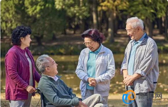 散步真的对身体好吗 医生提醒:过了60岁 坚持4件事或比运动好