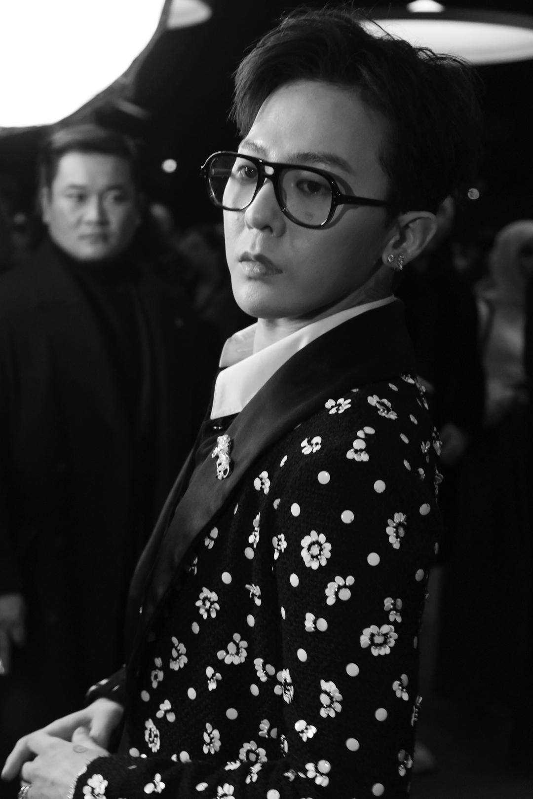 “权志龙涉嫌吸毒被立案”进展来了:有练习生、作曲家也被调查