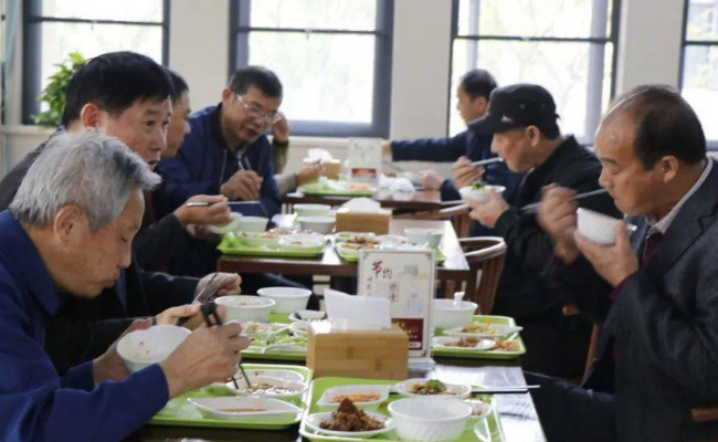 四部门如何解读社会救助、老年助餐热点问题