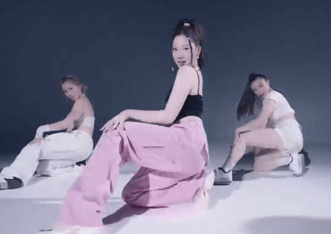 甄子丹的女儿甄济如出道当歌手了 目前签约了索尼音乐