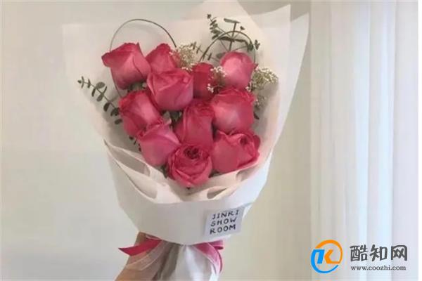 男人越是内心中 “笃定”于一个女人 他越会表现出这些样子