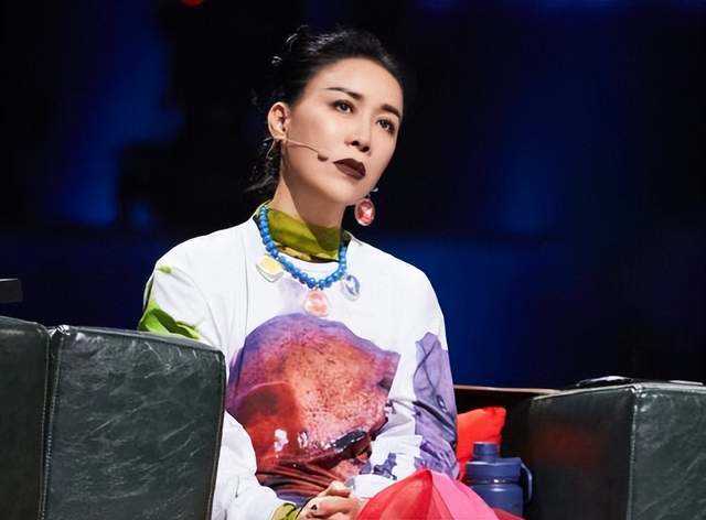 网红这英cos那英 闪耀上海万圣节的特别之夜!