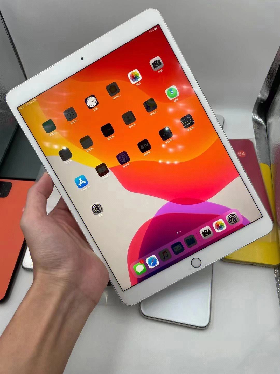ipad滋滋响是哪里坏了