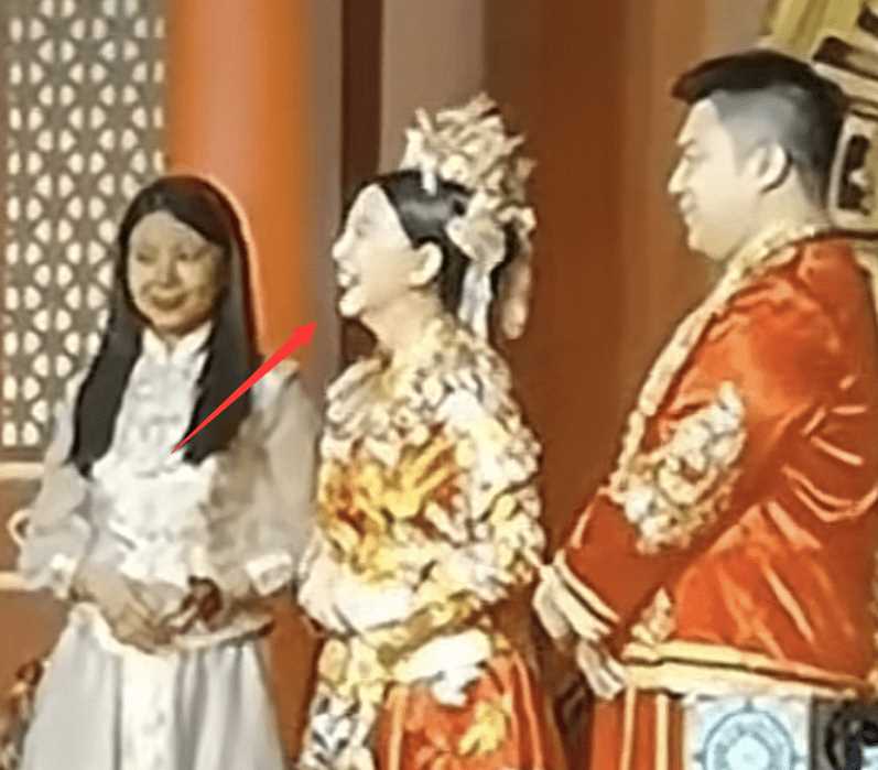 撒贝宁现身外甥婚礼客串主持 司仪界的当红炸子鸡,引爆全场气氛!