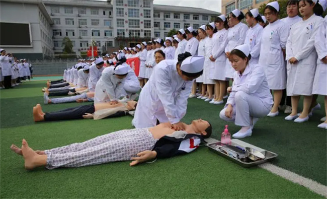 卫校学什么 卫校学什么课程
