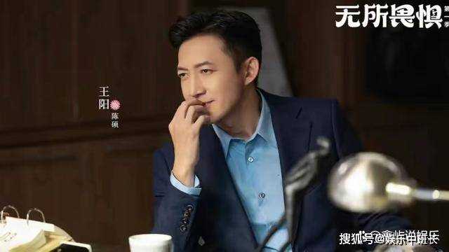 《无所畏惧》崭露头角的助理律师邱华 终于迎来了帮她摆脱韩主任的人