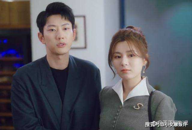 《以爱为营》时宴郑书意亲热场面让人笑cry 毕若珊:姐妹好样的