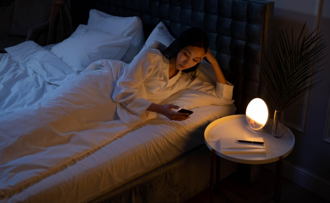 如何养成规律的睡眠 睡够8小时就不算熬夜了吗