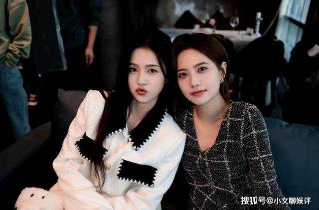 《以爱为营》关济作为一位大学老师 他是如何平衡教学和个人生活的?
