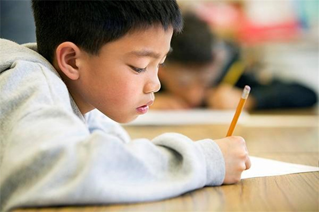 学生考试不认真怎么办 孩子考试不细心怎么办