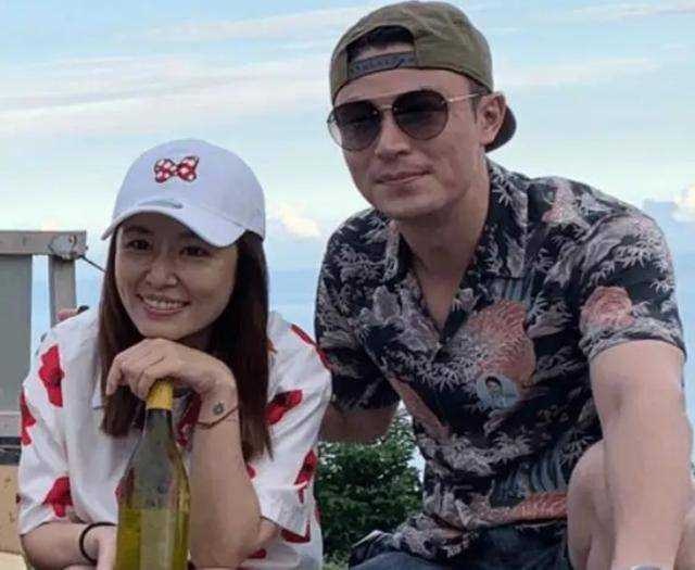 霍建华真是女儿奴!林心如说霍建华现在主要在家照顾孩子 负责送女儿上学