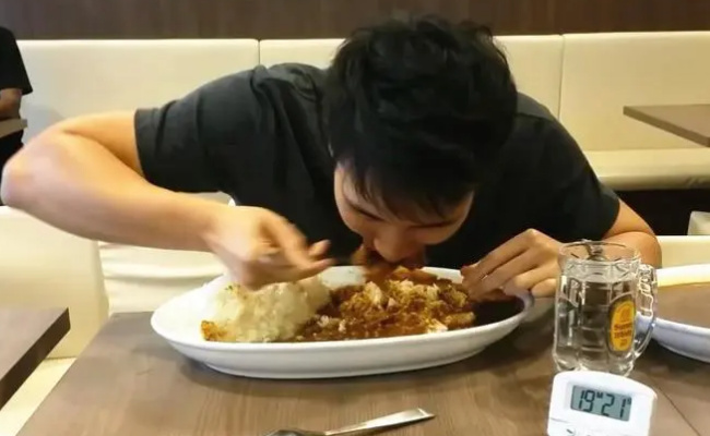 吃饭速度快的人群肥胖风险增加2倍 为什么吃饭快肥胖风险增加