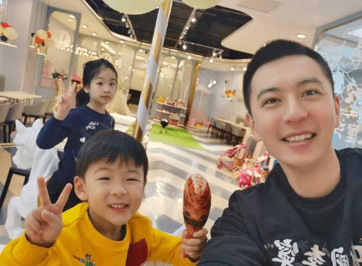 杨鸣妻子疑发长文曝男方出轨细节 球星的家庭幸福岌岌可危?