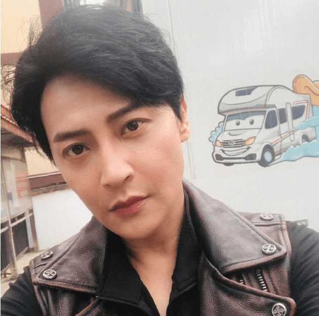 小虎队”陈志朋塌房!被曝两次偷税漏税 还辱骂员工