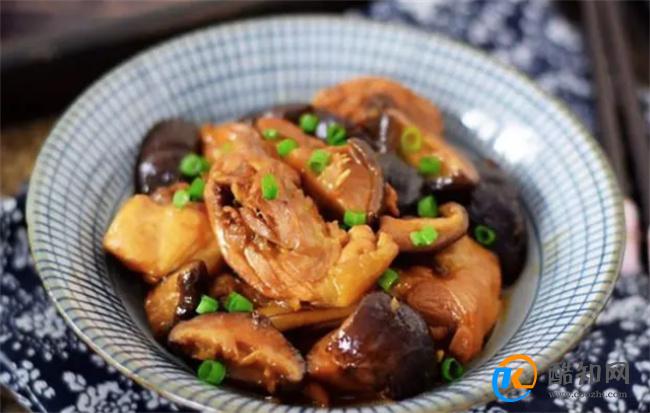 香菇炖鸡怎么做好吃?口感鲜美,营养丰富,家人都爱吃
