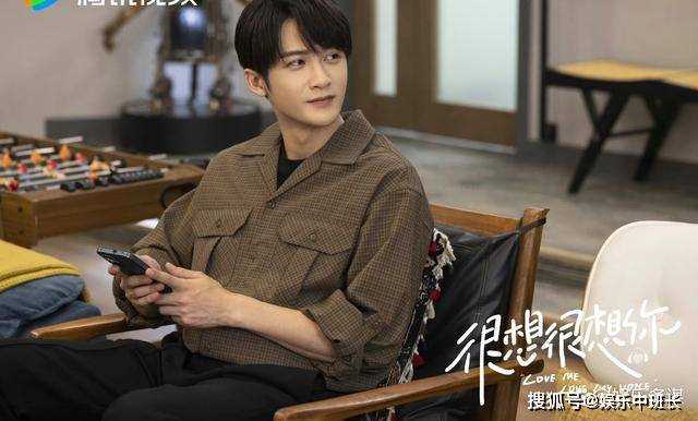 《很想很想你》莫青成正式告白顾声!解锁门后热吻三分钟 画面甜齁人