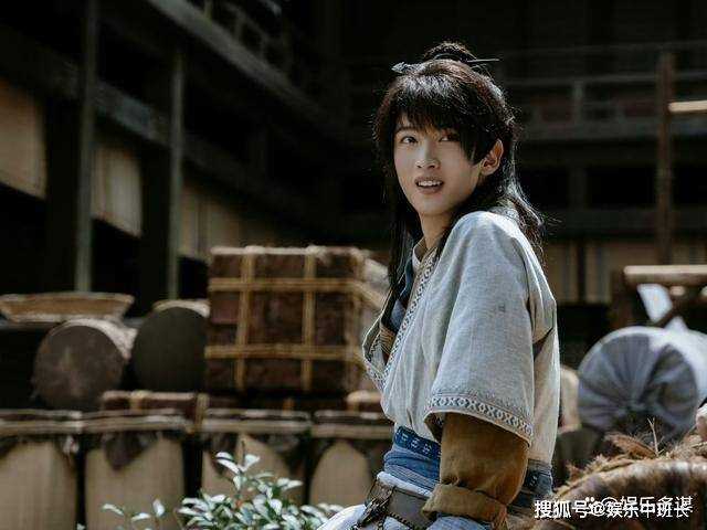 《一念关山》李同光登基安国皇帝, 迎娶任如意做皇后并制定一夫一妻制