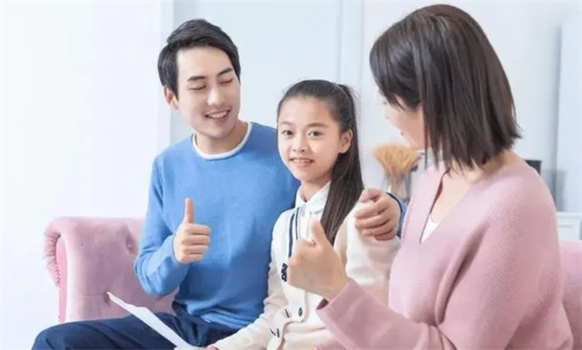 宝妈必读 表扬孩子的4个小技巧 内心强大的孩子是夸出来的