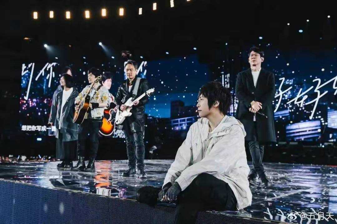 终于正面回应了!五月天阿信首度发声回应:不必为任何事辩解